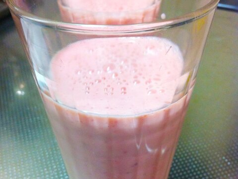 ハンドブレンダーでイチゴのフレッシュジュース レシピ 作り方 By ナツ9241 楽天レシピ